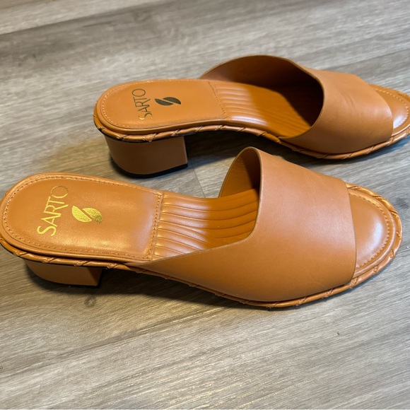 Franco Sarto Alden Slide in cognac size 8.5 - Picture 2 of 4